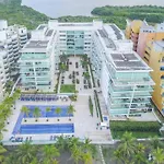 Apartamento con terraza Frente al Mar