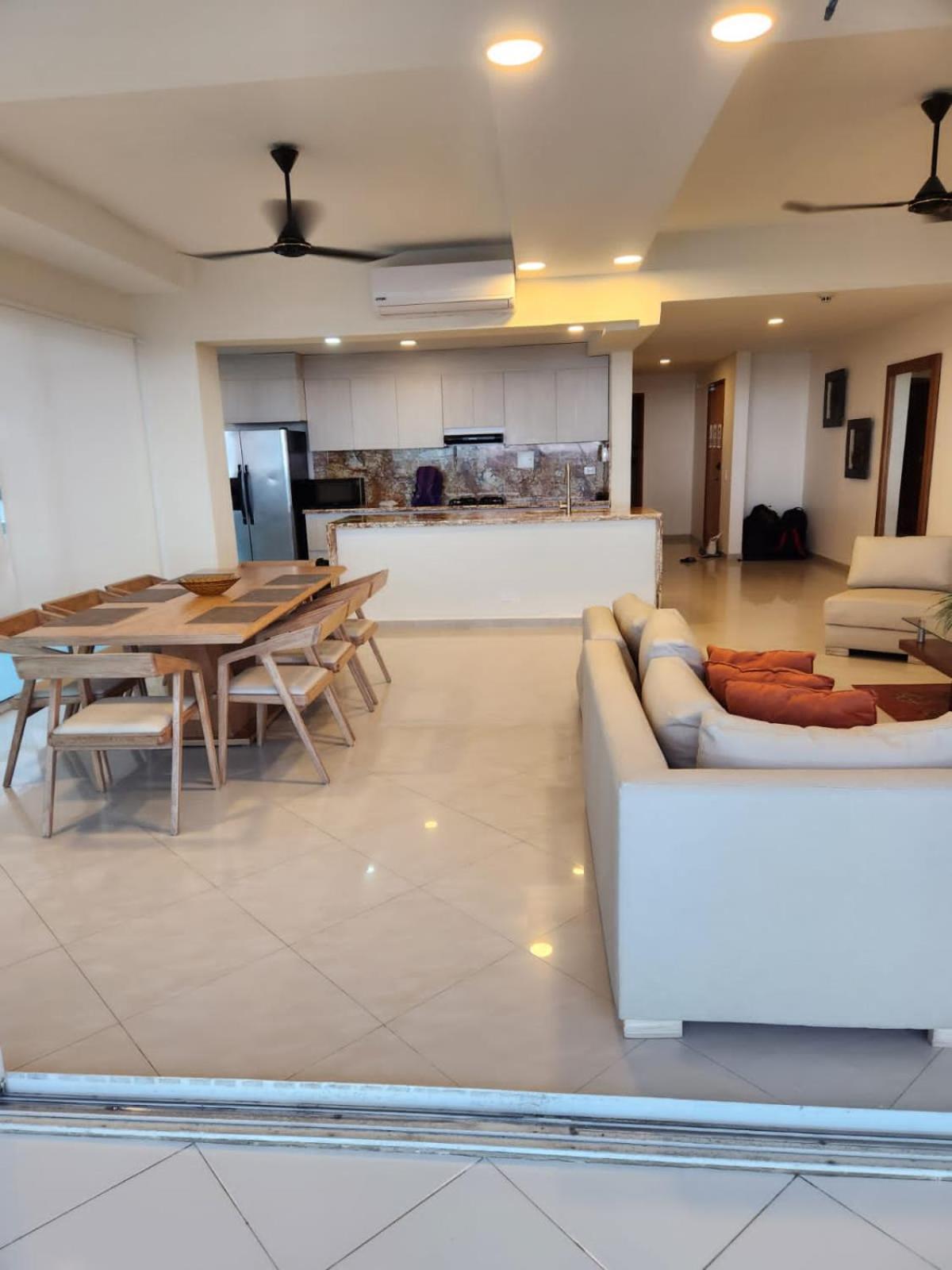 Con Terraza Frente Al Mar Cartagena